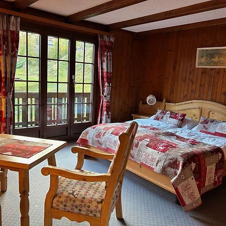 B & B Hotel Aux Mille Etoiles レ・マレコット エクステリア 写真