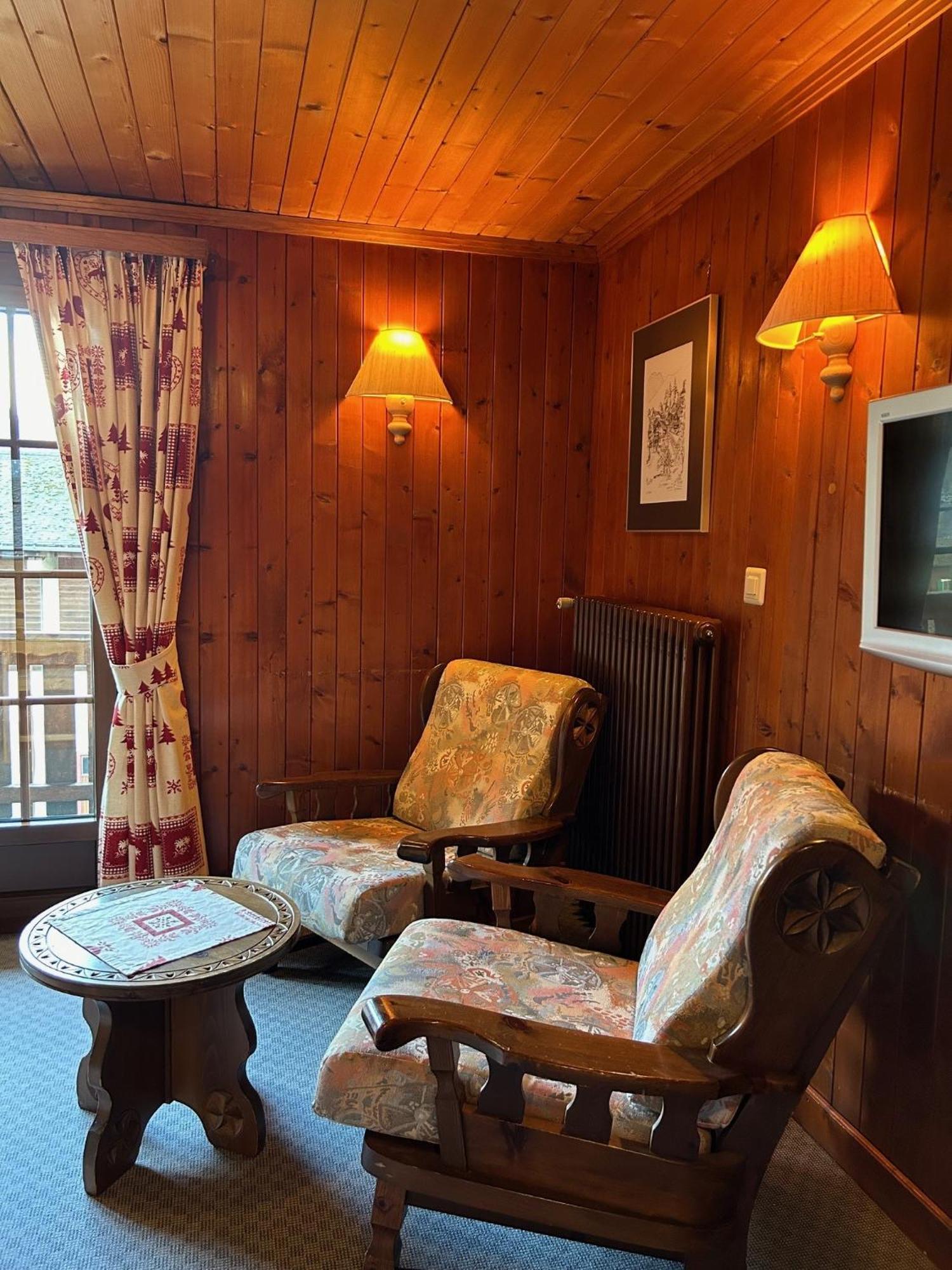 B & B Hotel Aux Mille Etoiles レ・マレコット エクステリア 写真